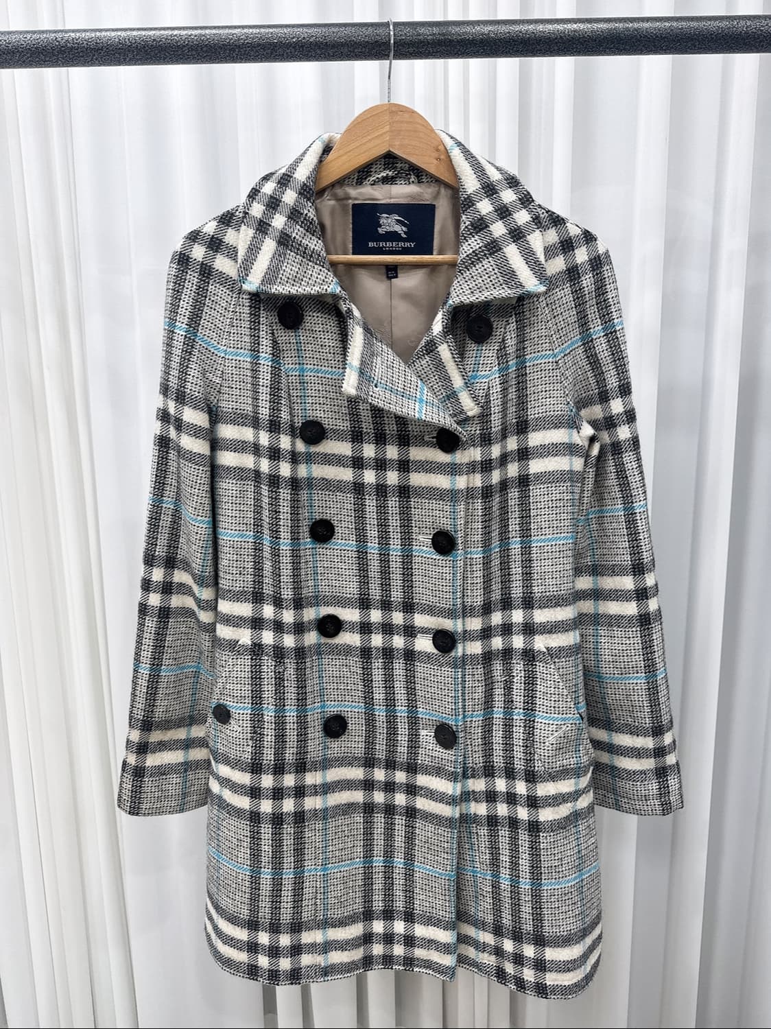 버버리 노바체크 더블 코트 상품이미지1