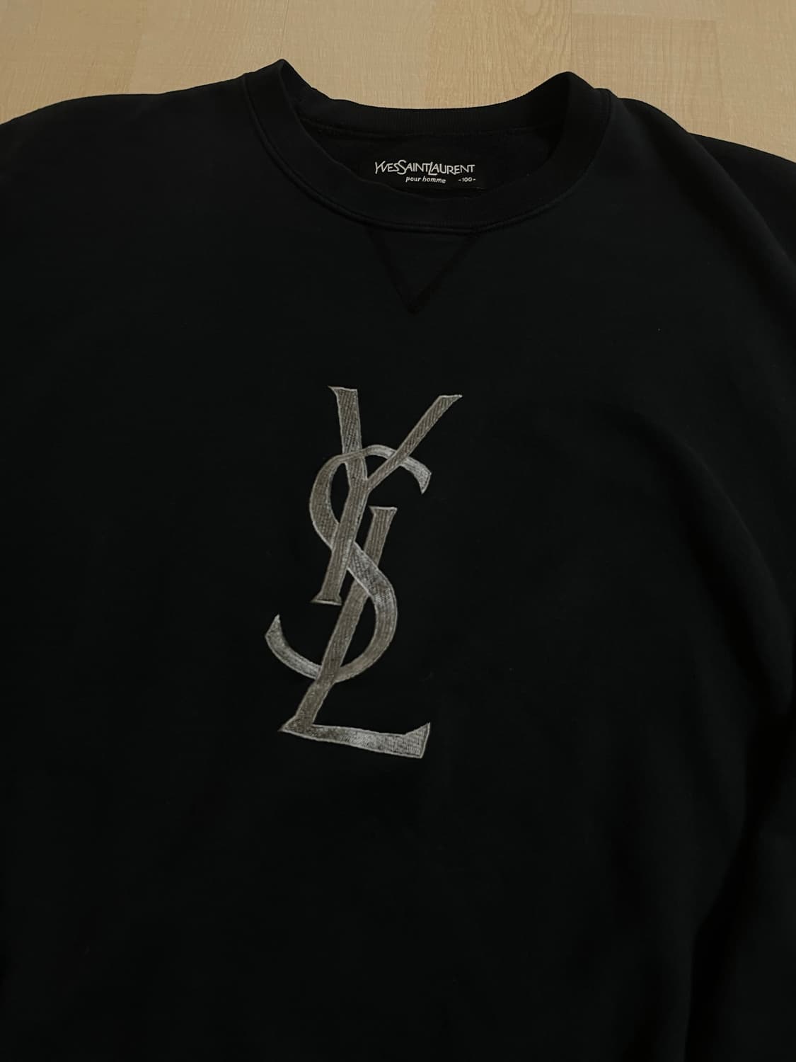 생로랑 로고 맨투맨 입생로랑 상품이미지1