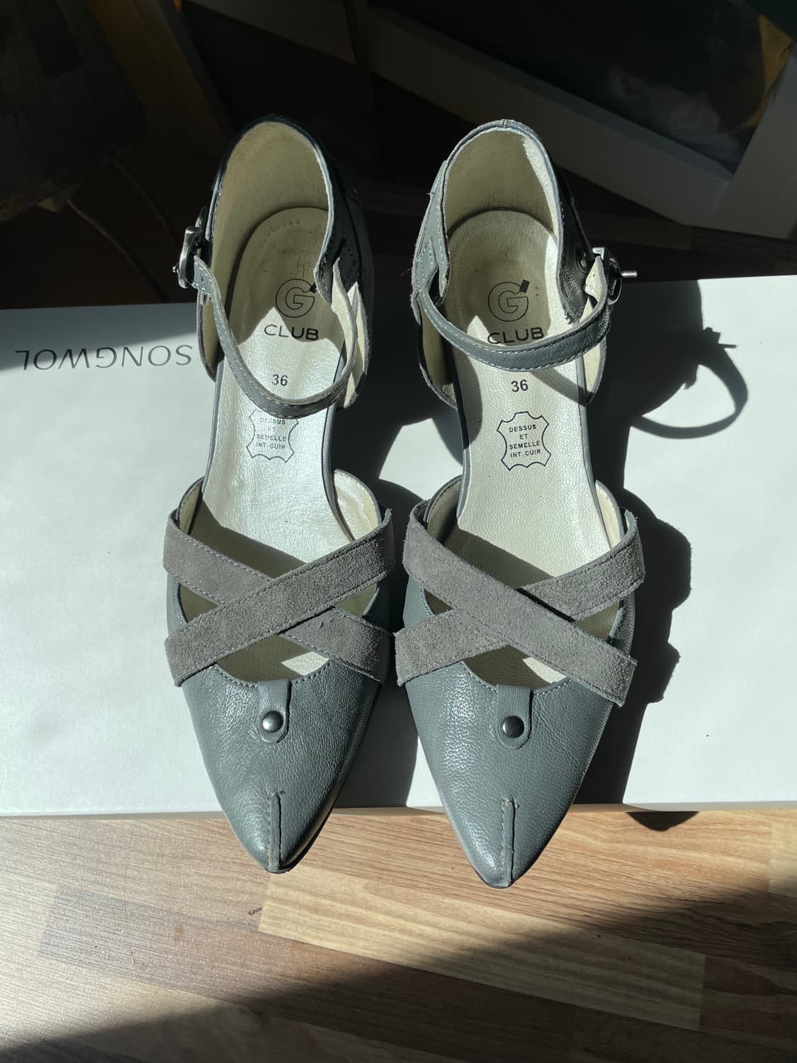 스트랩 힐 상품이미지1