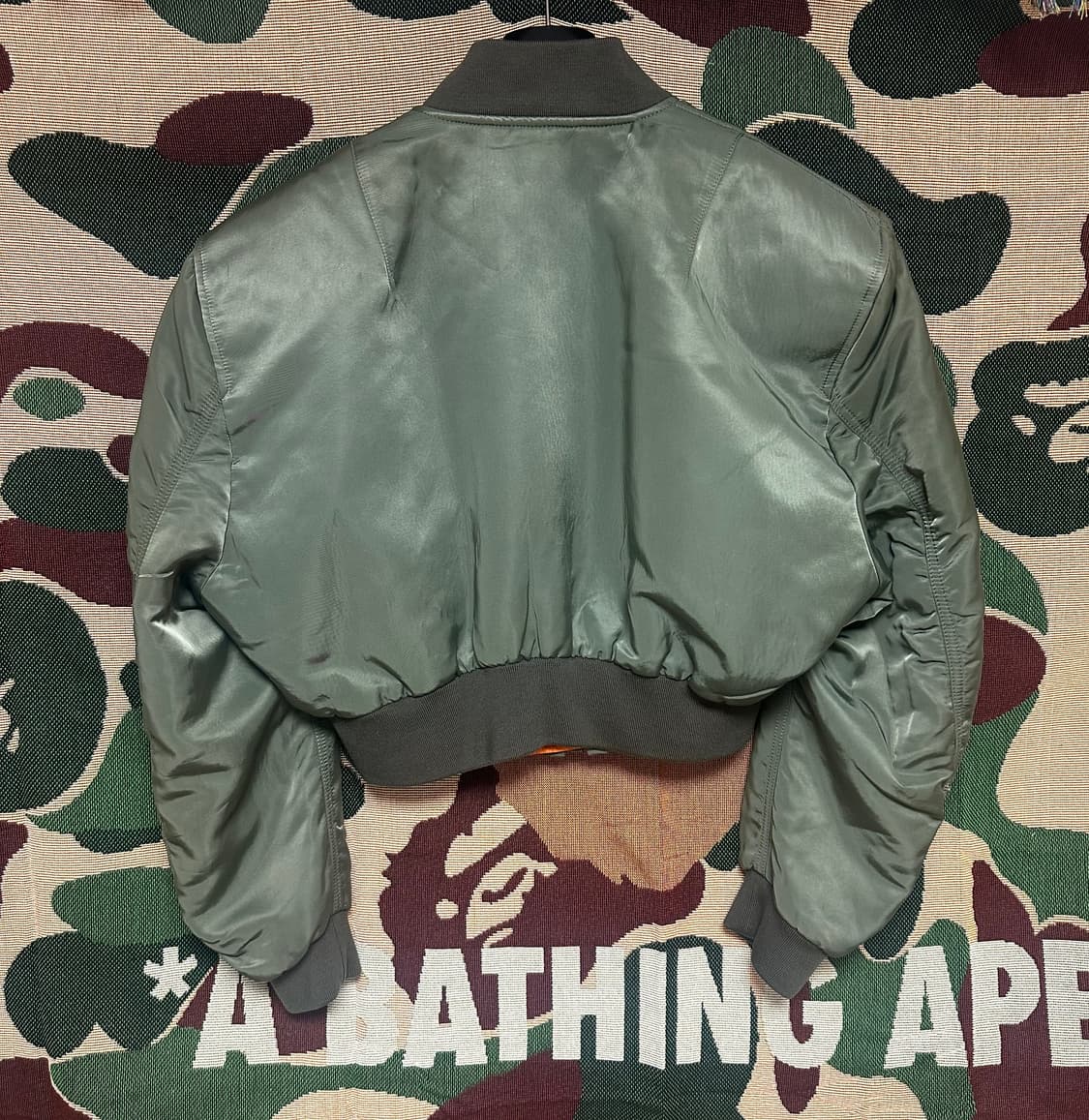 [ M ] 발렌시아가 크롭 봄버 카키 상품이미지3