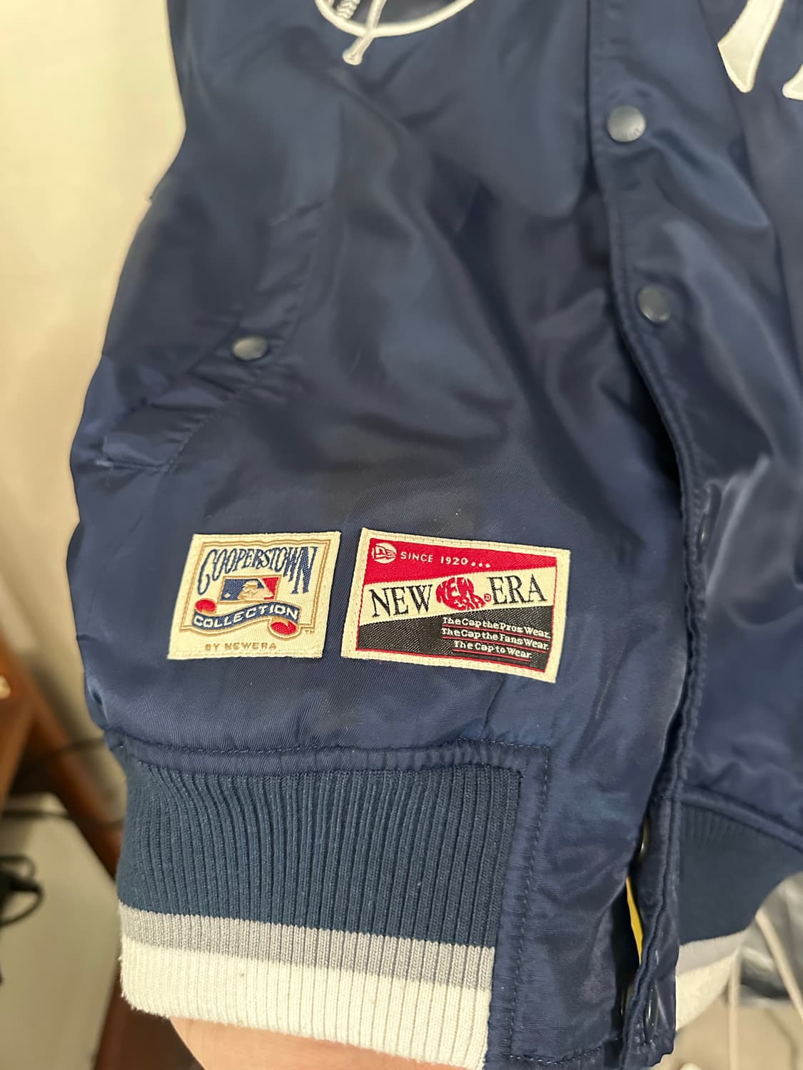 뉴에라 뉴욕 양키스 야구 점퍼 네이비 90-95 상품이미지5
