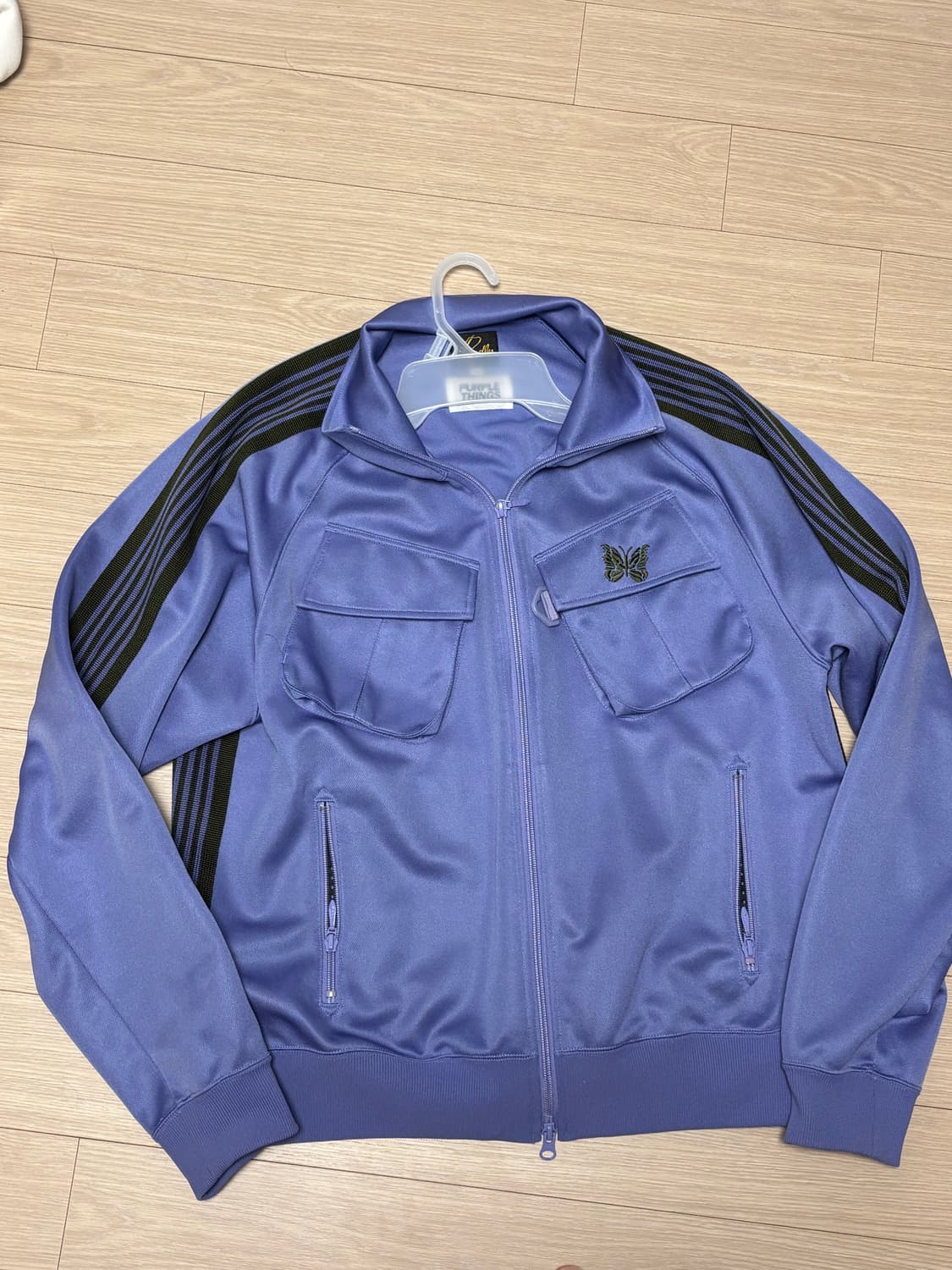 니들스X퍼플씽즈 트랙탑 상품이미지1