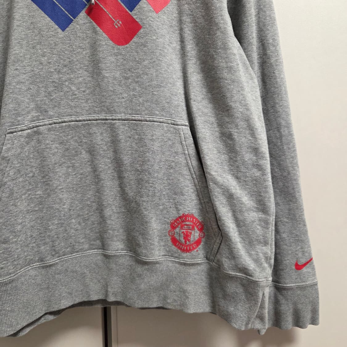 Nike 맨체스터 유나이티드 후드 티셔츠 L(100) 상품이미지3