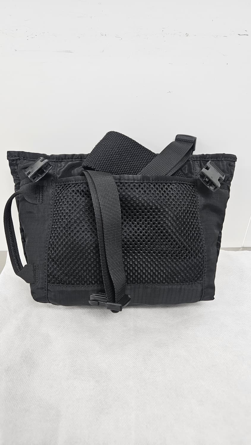 아크네스튜디오 이모지 크로스백 상품이미지5