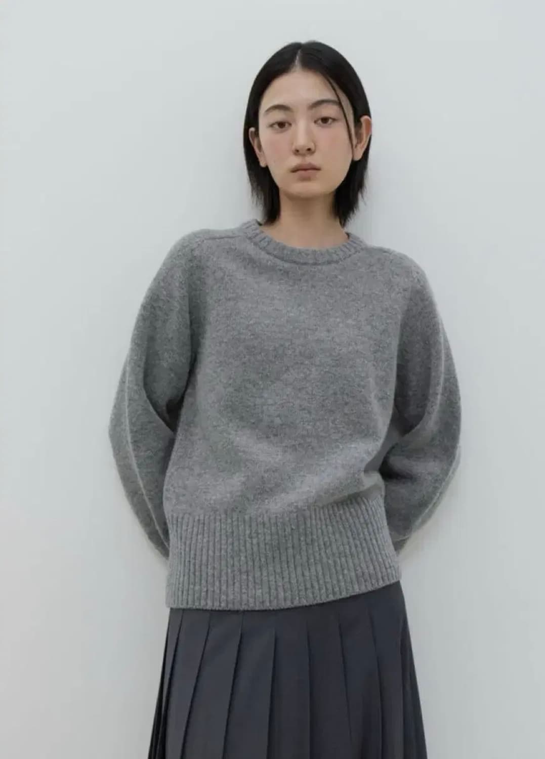 지비에이치 어패럴 WOOL CREW NECK KNIT 상품이미지2