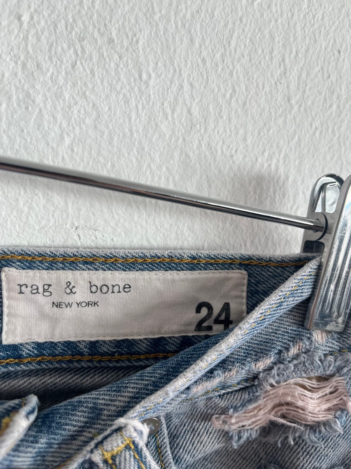 rag & bone 랙앤본 디스트로이드 데님 숏 팬츠 상품이미지6