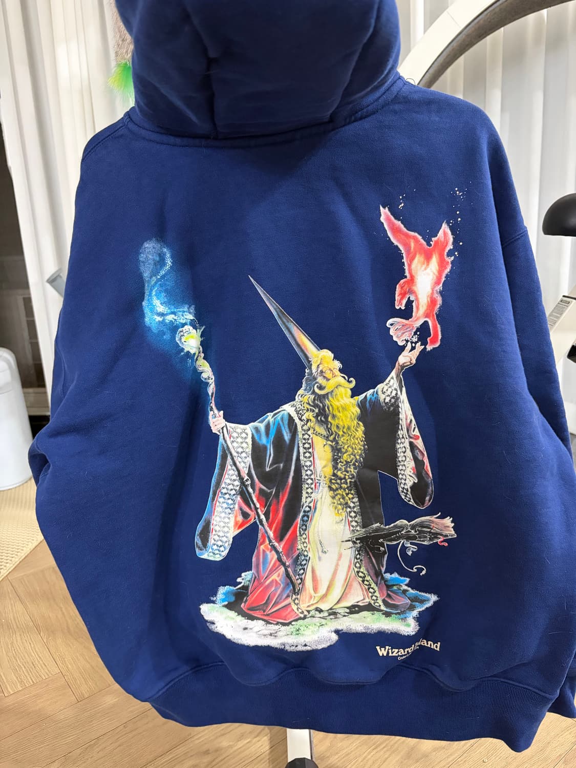 나이키 ACG 위자드 플리스 후디 빈지노 착용 상품이미지3