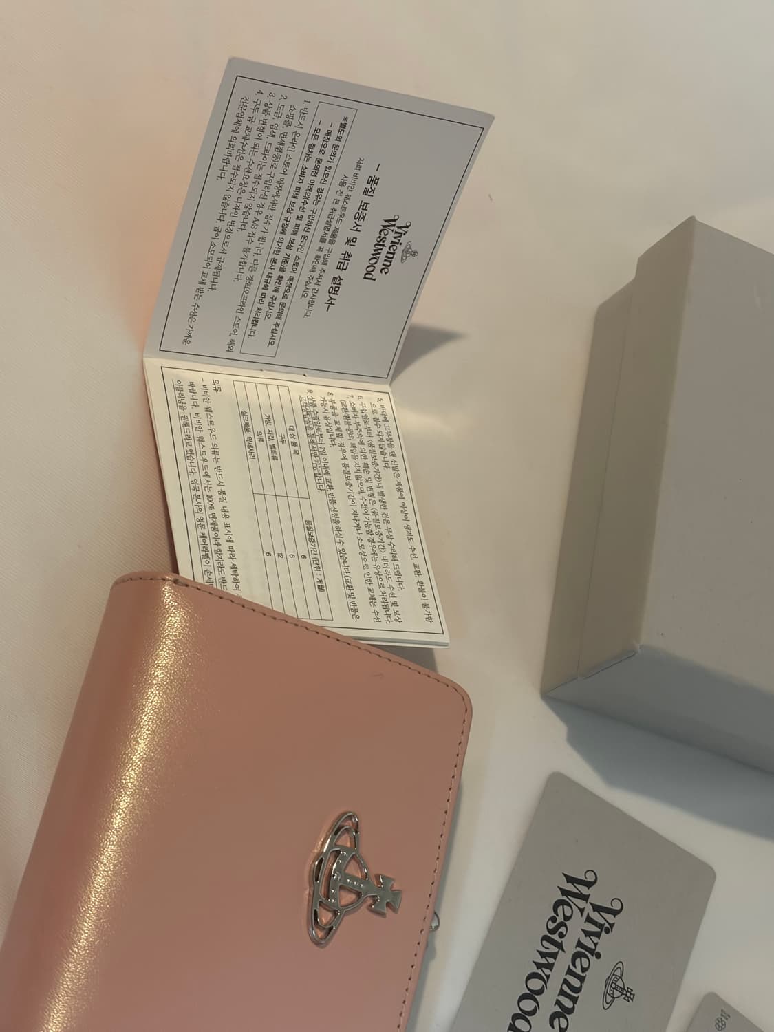 비비안웨스트우드 핑크실버 레더 반지갑 (희귀색상) 상품이미지10