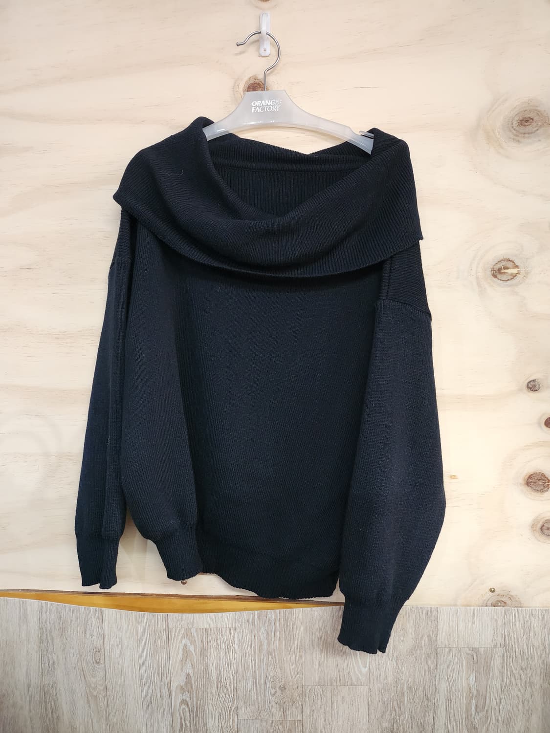 181) 오프숄더 니트 스웨터 상품이미지1