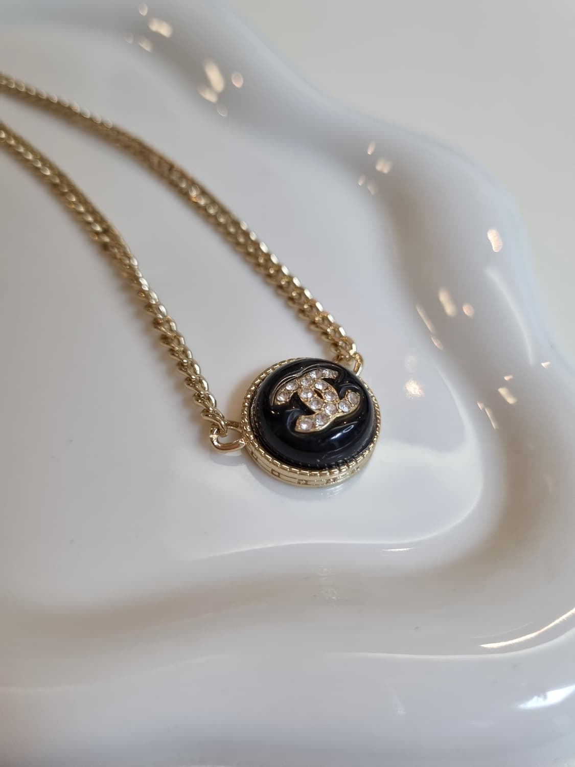 샤넬 블랙스톤 CC 체인목걸이 골드 업사이클링 상품이미지3