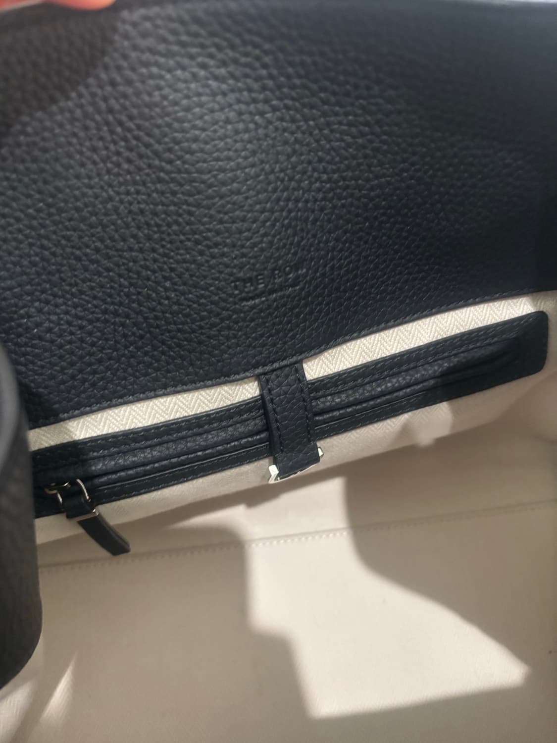 The row 더로우 마고백15 마고15 블랙은장 상품이미지5