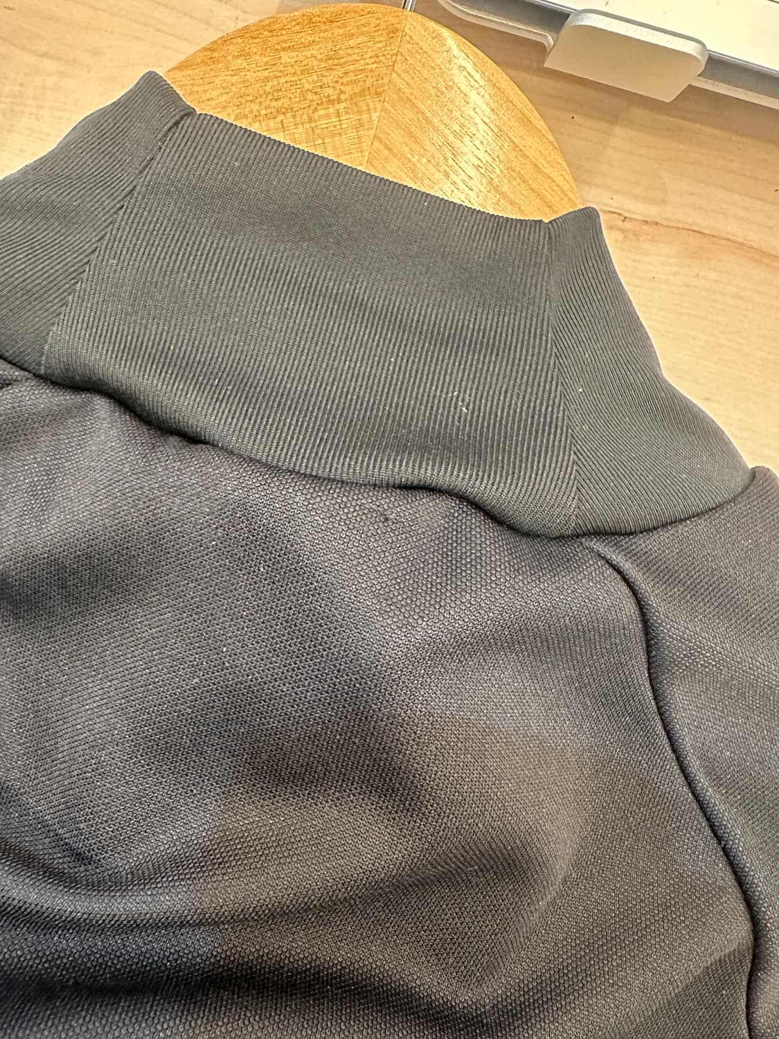 105) 아디다스 17년도 독일 축구 협회 트레이닝 탑 상품이미지5