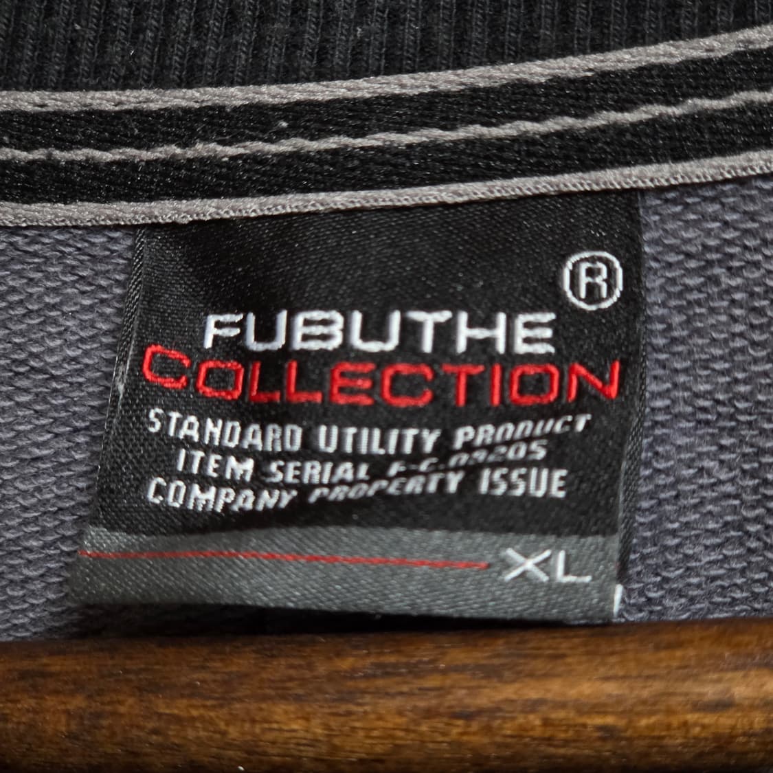 후부 00S 체크 배색 로고 자수 맨투맨  상품이미지7