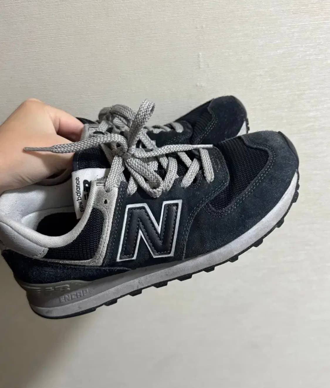 뉴발란스 574 블랙 240사이즈 상품이미지1