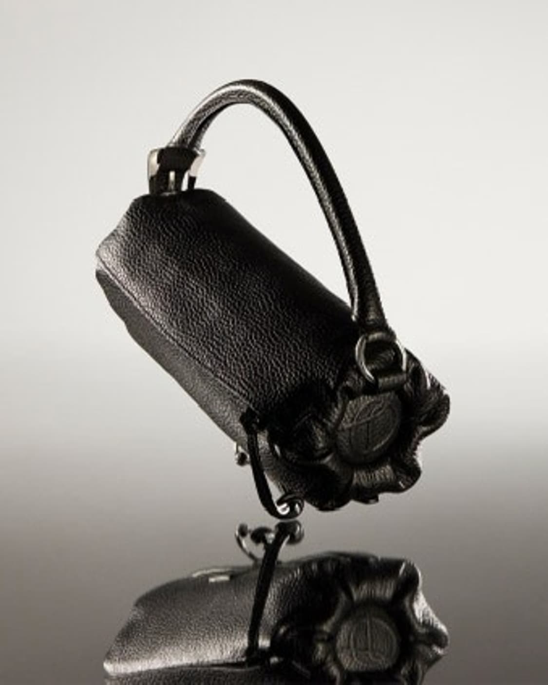 오픈와이와이 필로우백 블랙 상품이미지1