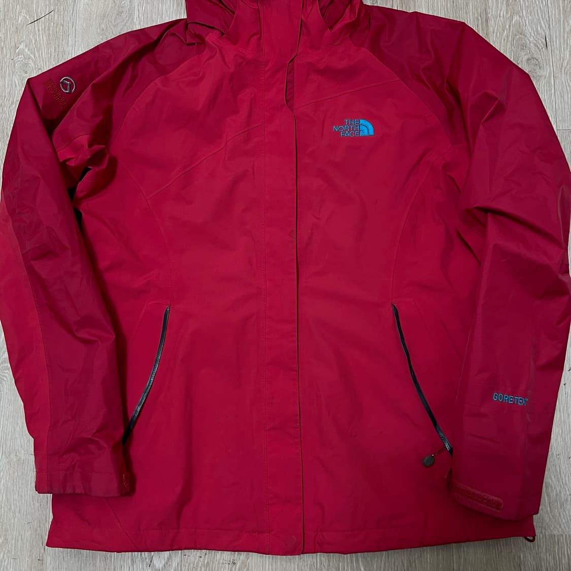 노스페이스 여성 써밋시리즈 고어텍스 바람막이 자켓 S/90  상품이미지3