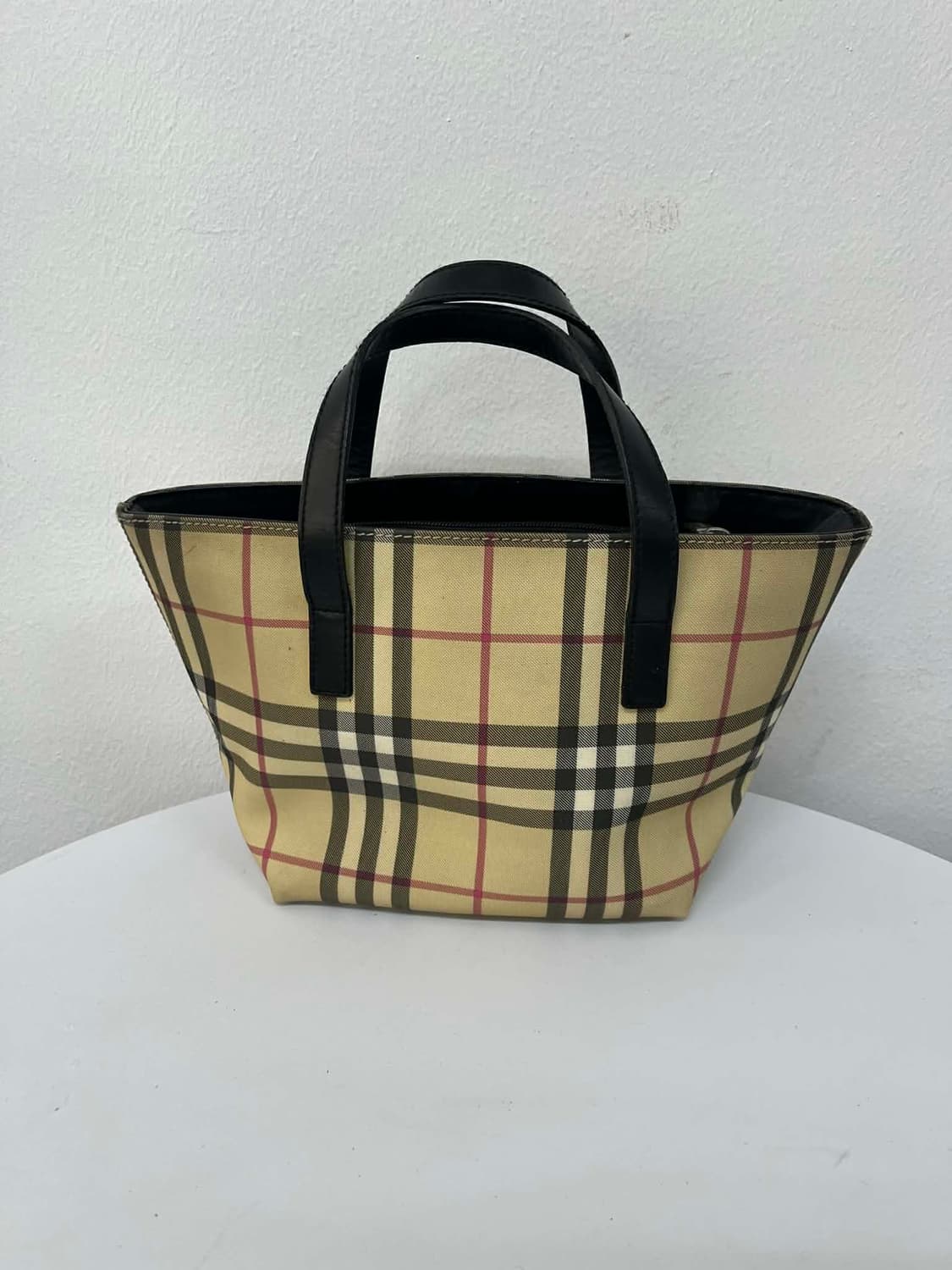 버버리 노바체크 미니 토트백 상품이미지1