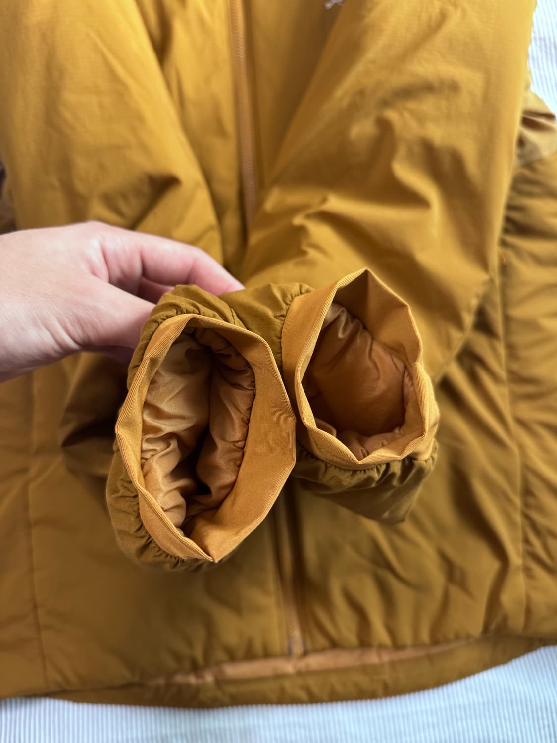 아크테릭스 아톰 헤비웨이트 후디 유콘 상품이미지9