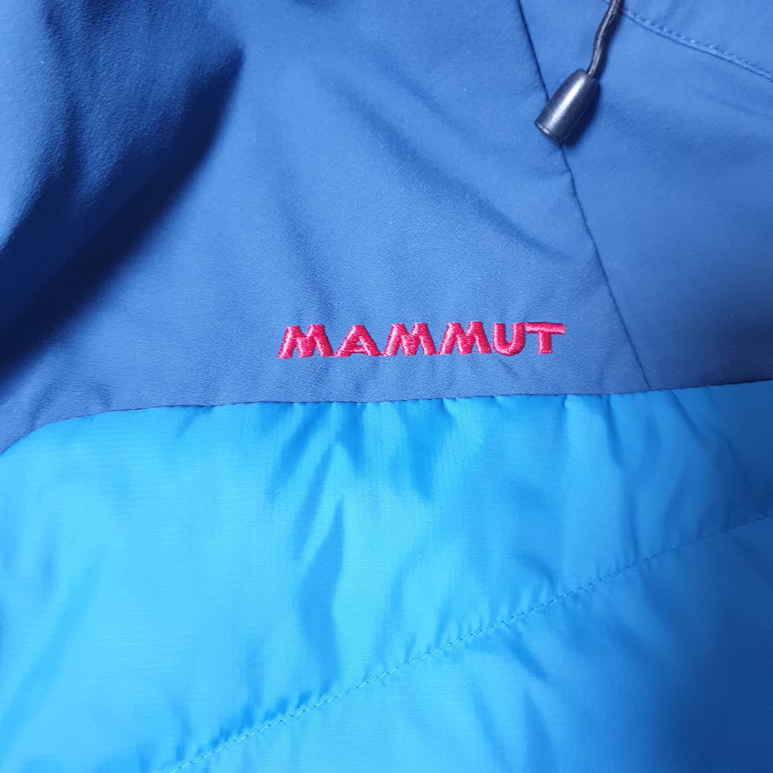 마무트경량 구스 패딩 자켓 상품이미지3