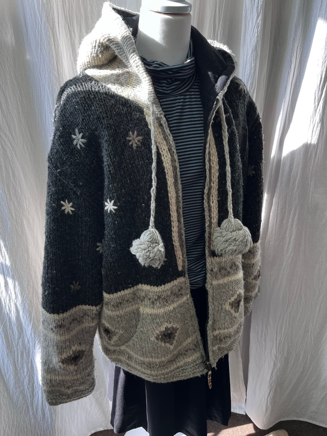 Kyber 눈꽃 헤비 울니트 코위찬 후드집업 상품이미지10