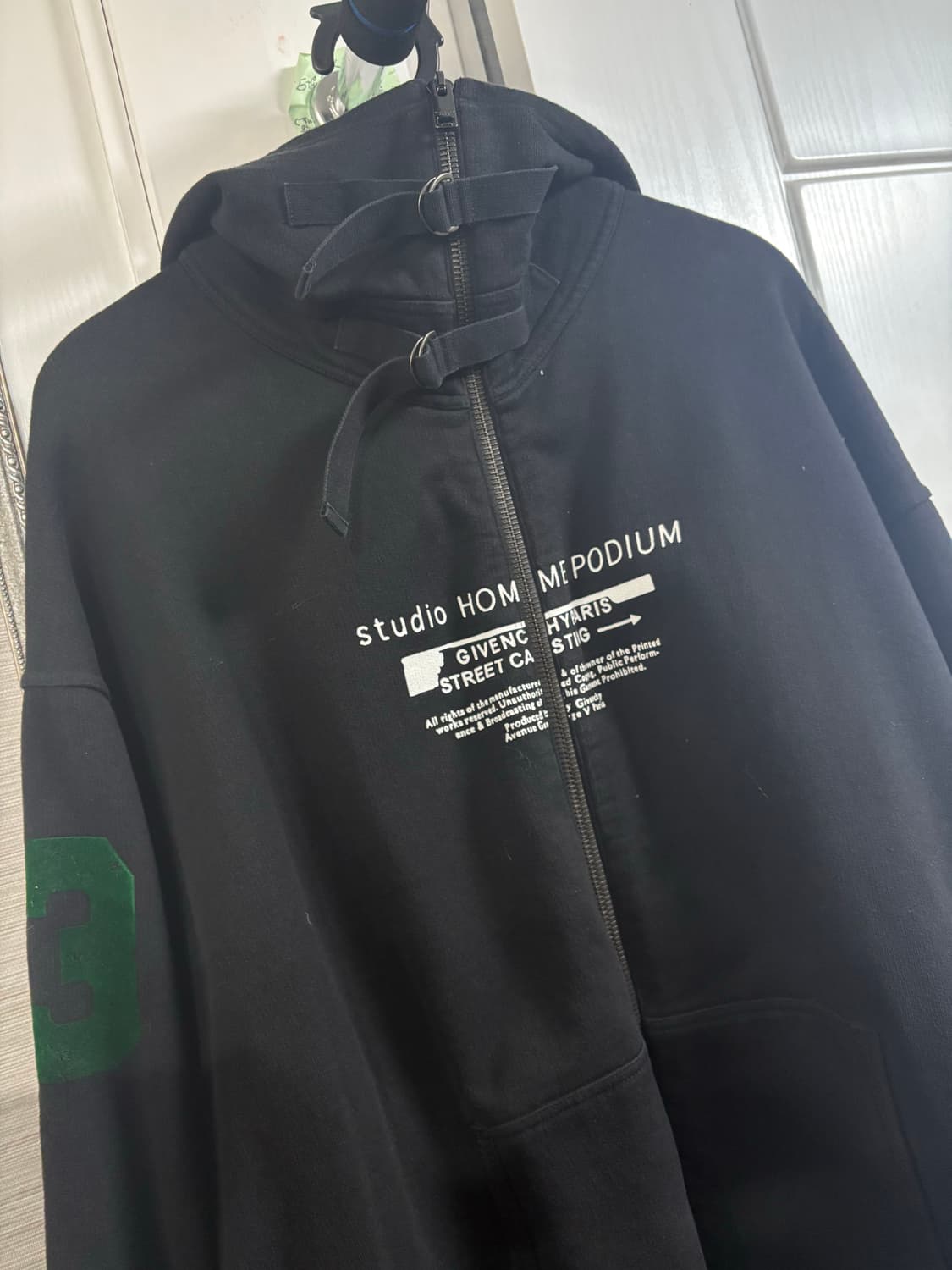 지방시 오버핏 넥버클 후드집업 상품이미지2