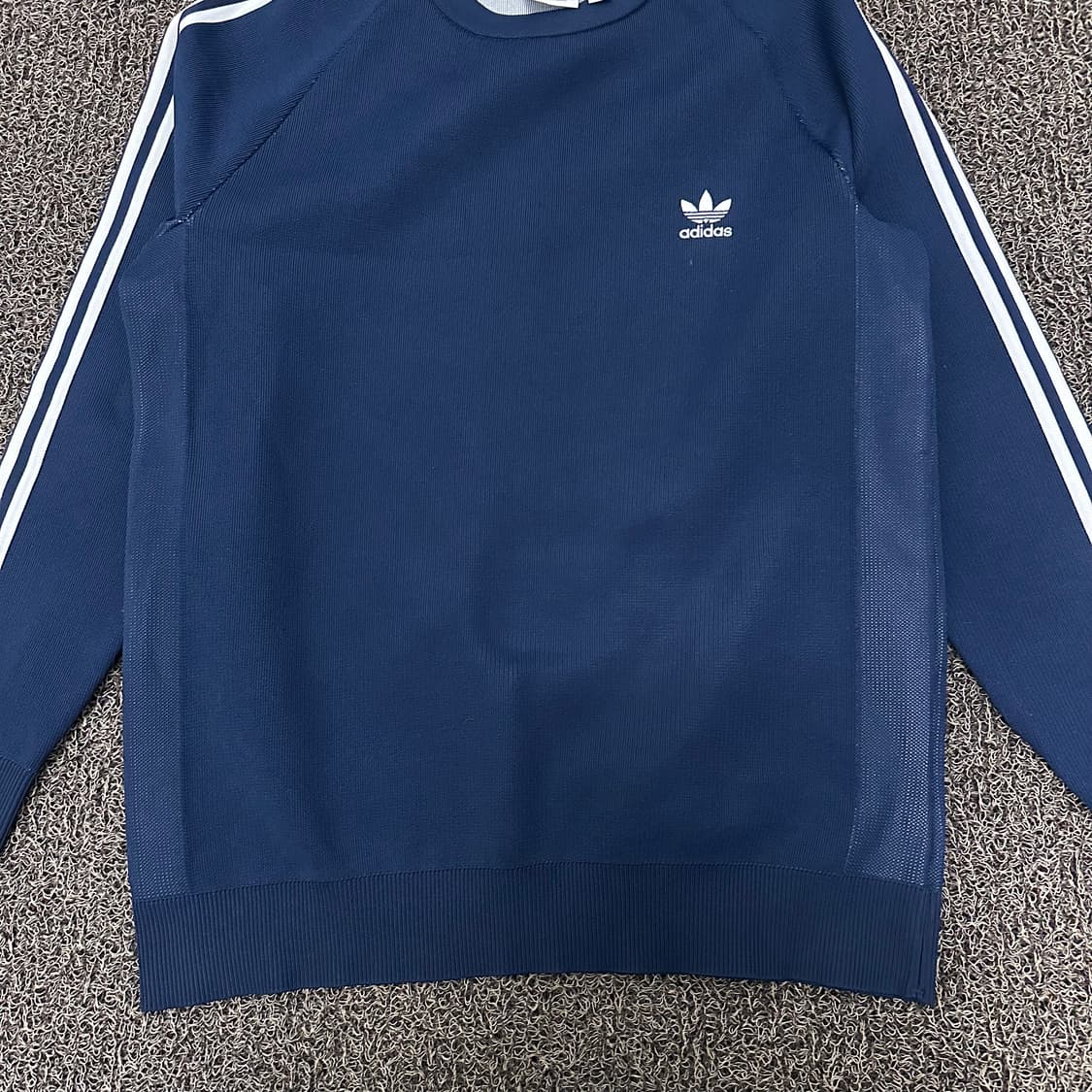 아디다스 맨투맨 네이비 L 상품이미지4