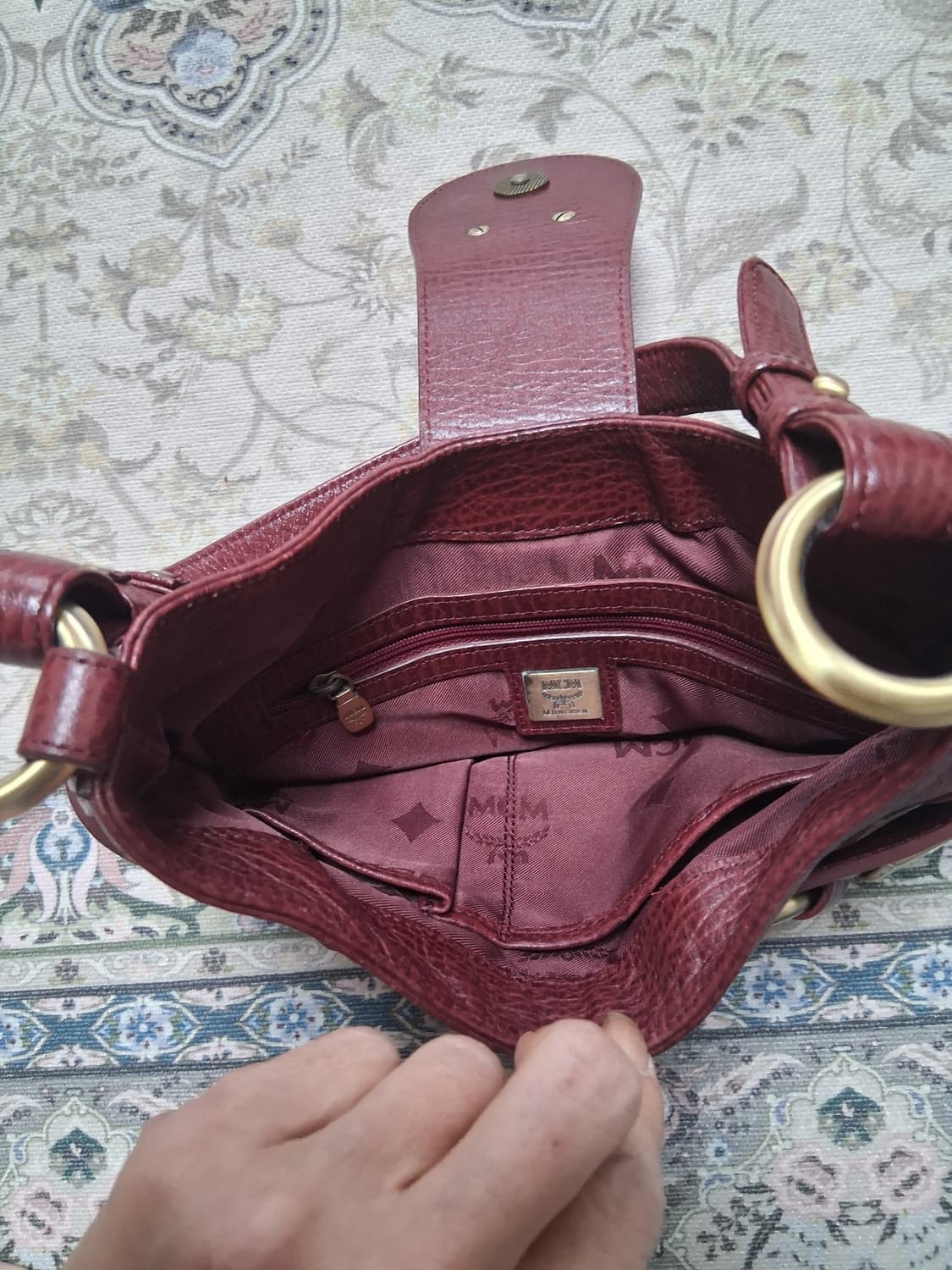 엠시엠가죽숄더백 상품이미지7