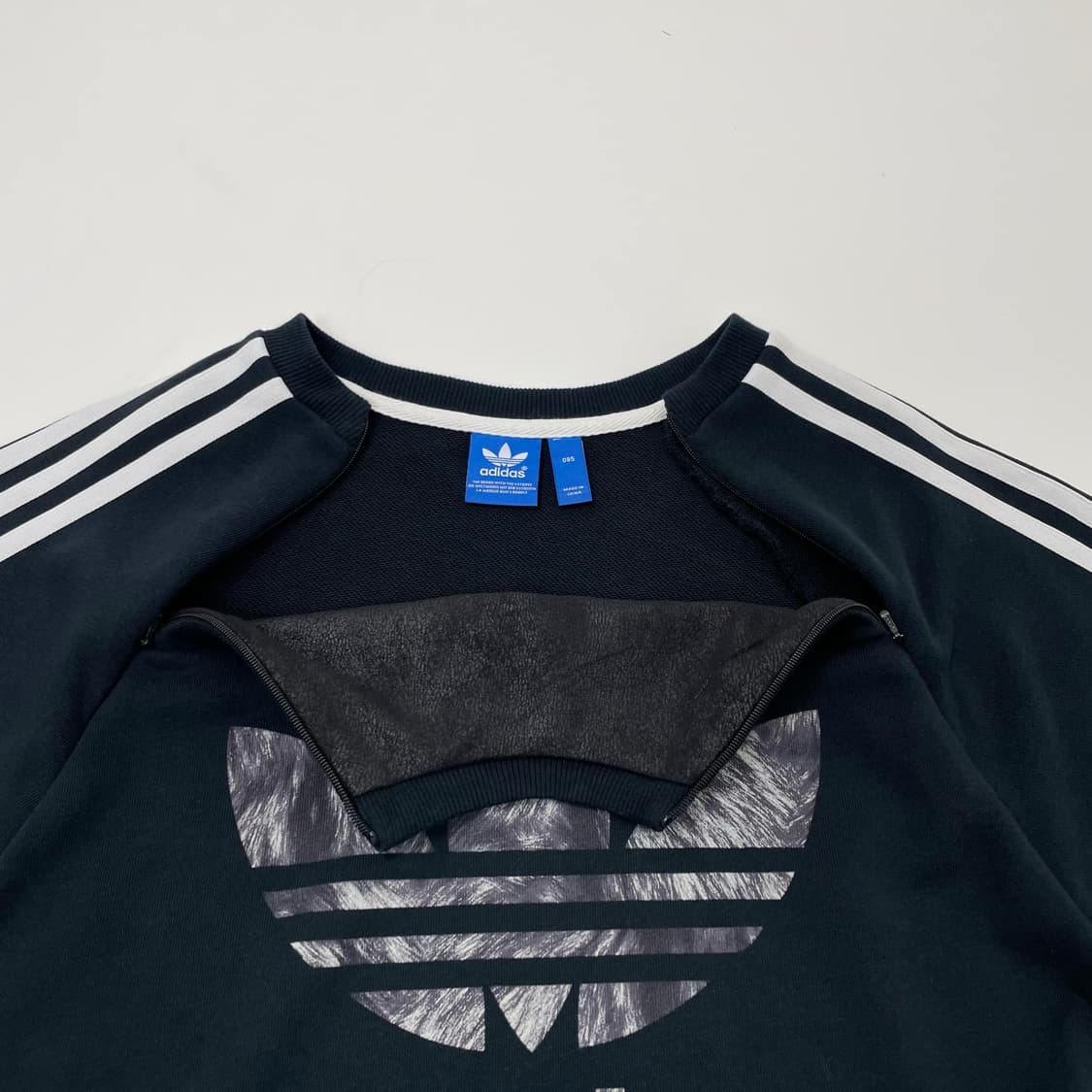 아디다스 맨투맨 스웻셔츠 상품이미지4