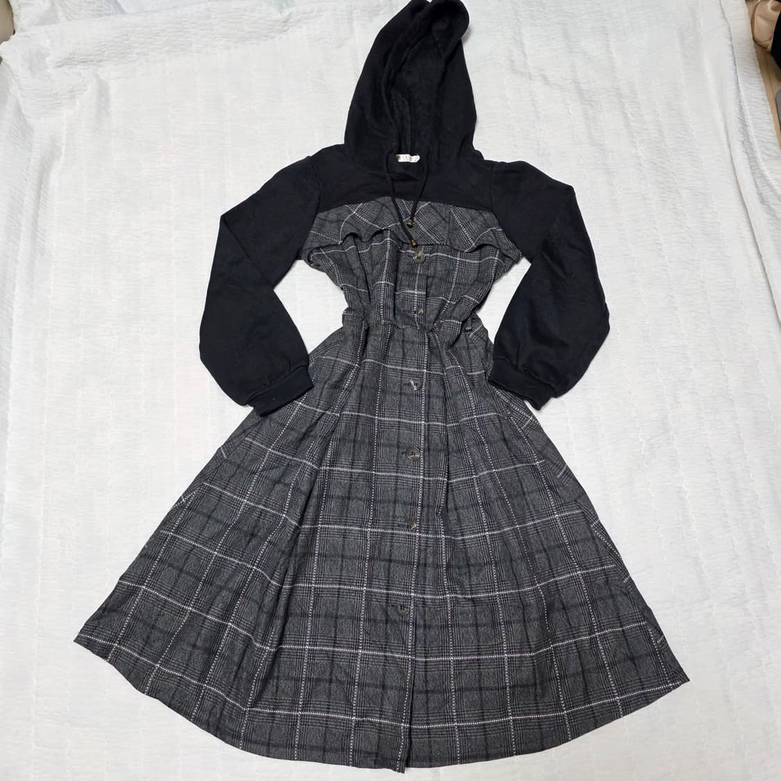 일본엑시즈팜 양지뢰 블랙 후드원피스 상품이미지1