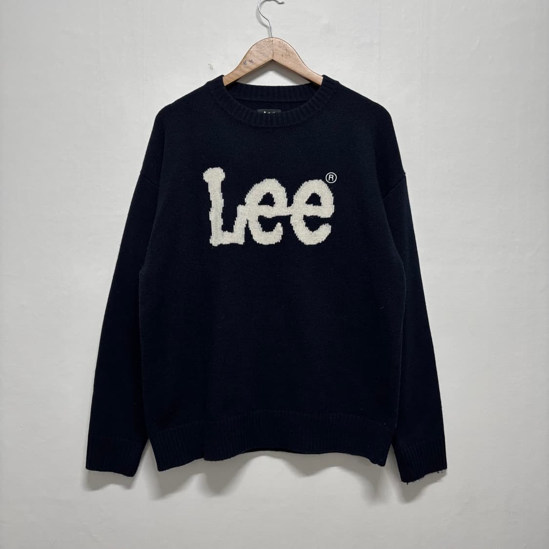 Lee 네이비 니트 상품이미지1