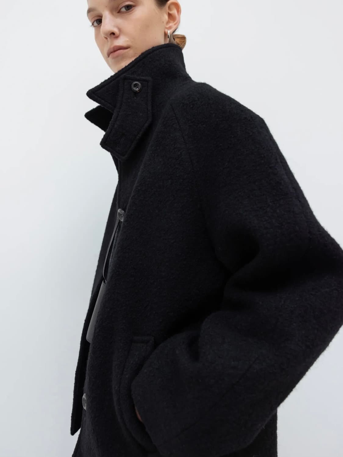 네세서리 Wool High-Neck Short Coat 상품이미지3