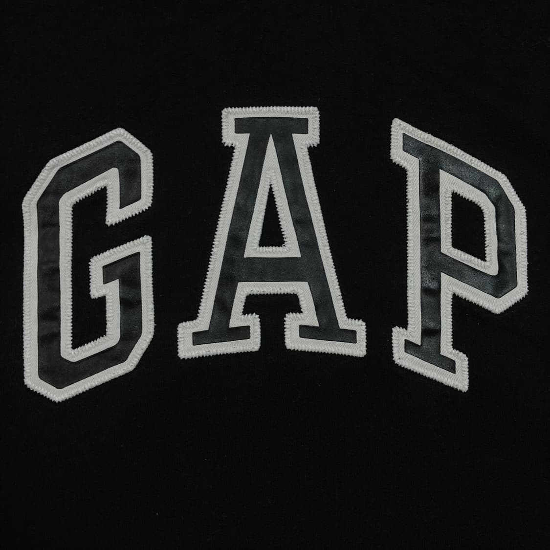GAP 스펠아웃 빅로고 블랙 후드티 상품이미지2