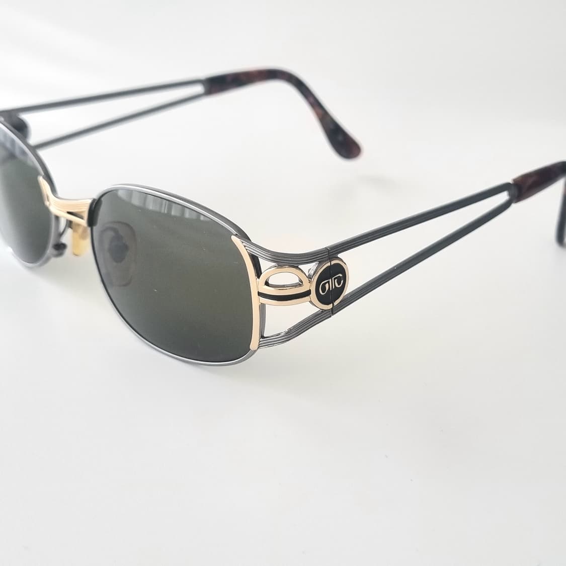 데드스탁 투톤 메탈 오발 선글라스 상품이미지3