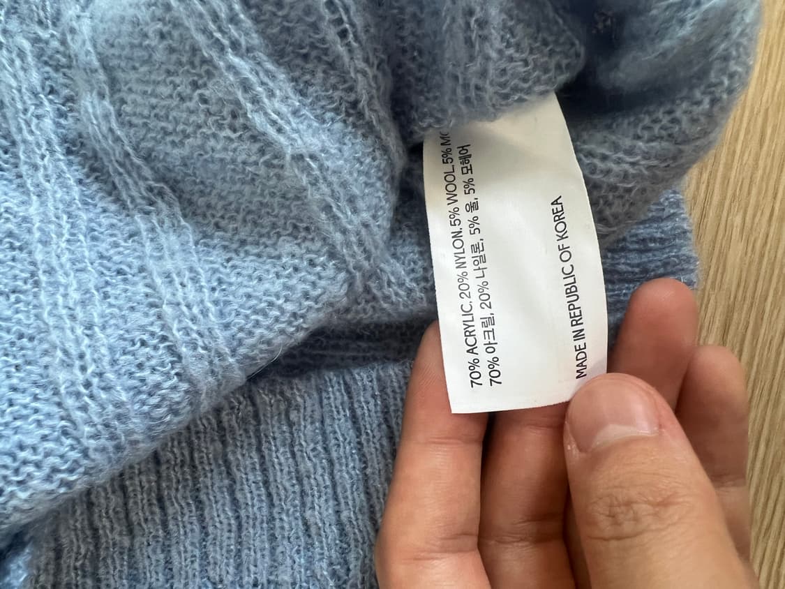 마조네(MA JOURNEE) 시어 브이넥 니트 상품이미지4