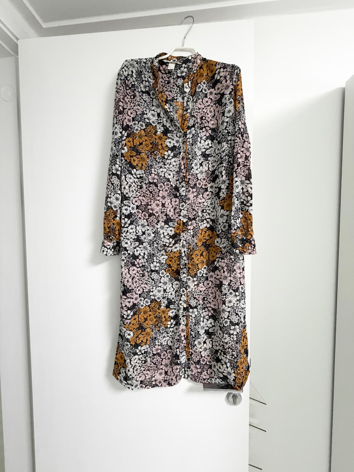 H&M 차이나카라 플라워패턴 블라우스 상품이미지1