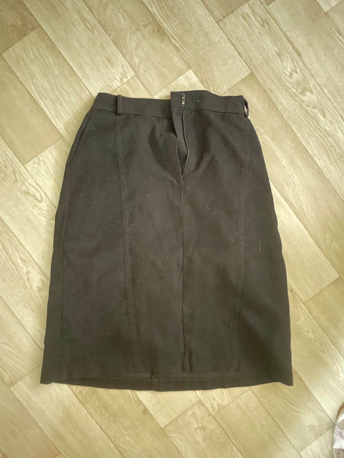 블랙 미디 스커트 상품이미지1