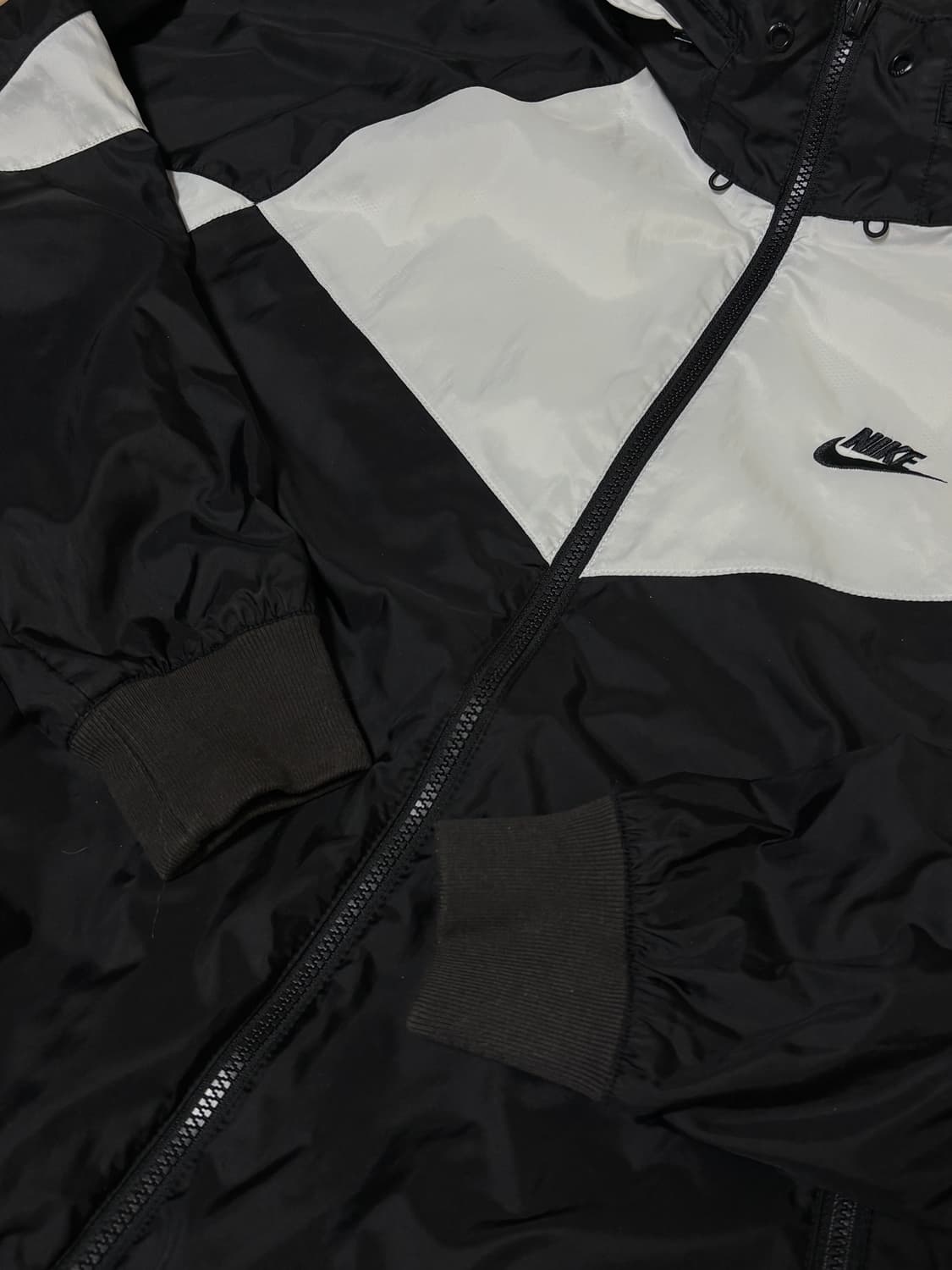 나이키 빅로고 바람막이 자켓 상품이미지2