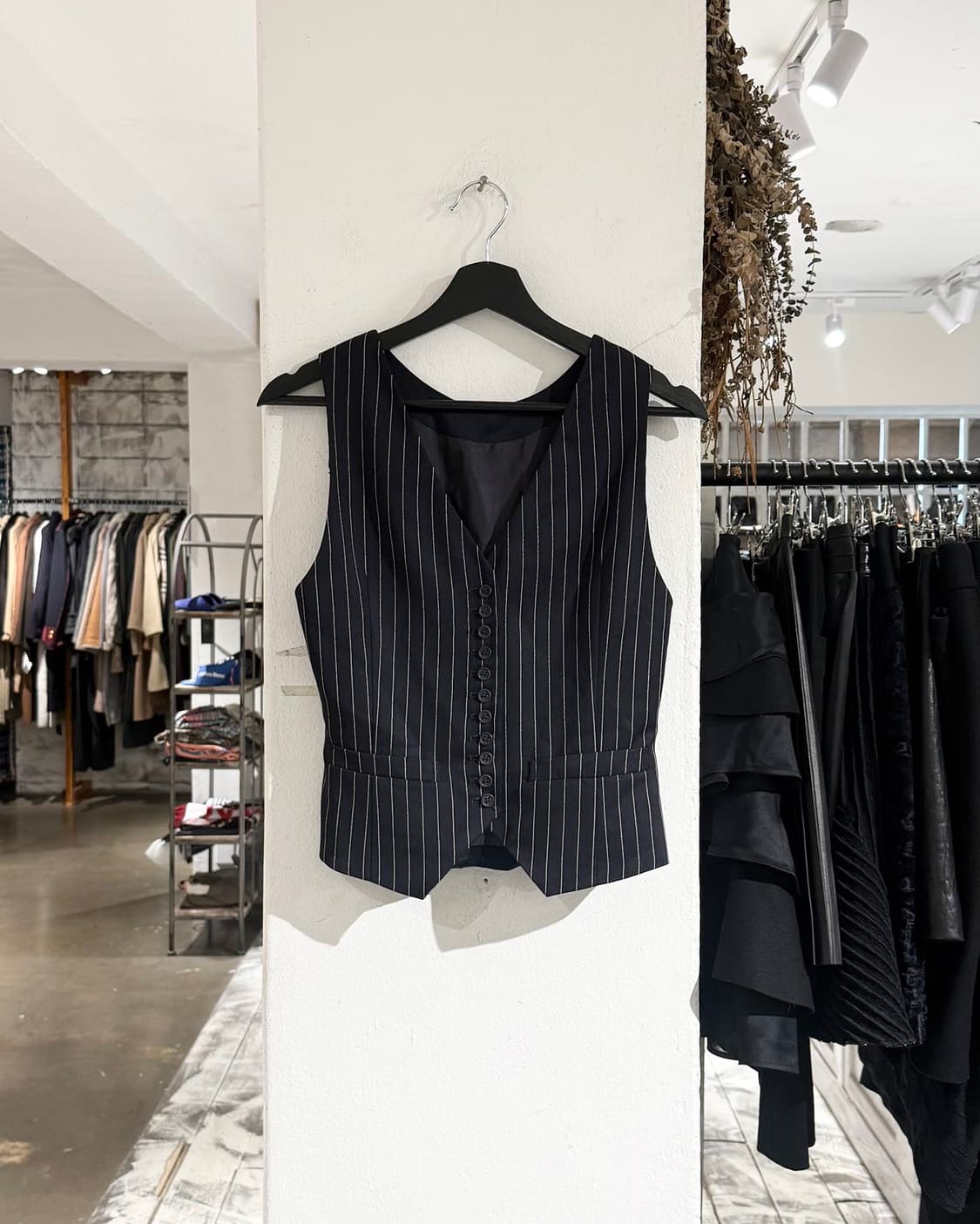 모스키노 칩앤시크 네이비 스트라이프 라나버진울 베스트 상품이미지1