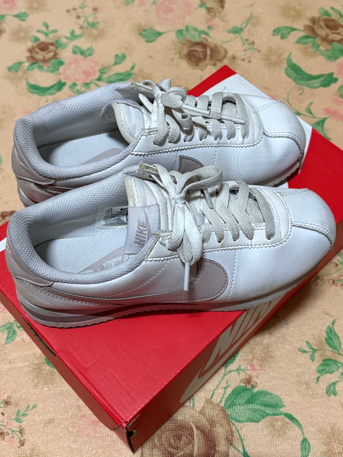 나이키 코르테즈 화이트 플래티넘 바이올렛 상품이미지2