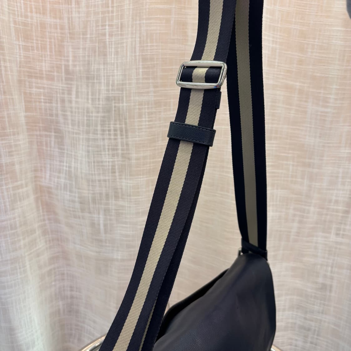 정품 코치 남성 가죽 크로스백     상품이미지7