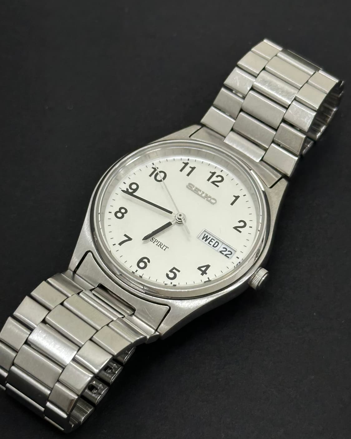 세이코 스피릿 데이데이트 라운드 쿼츠 시계 상품이미지4