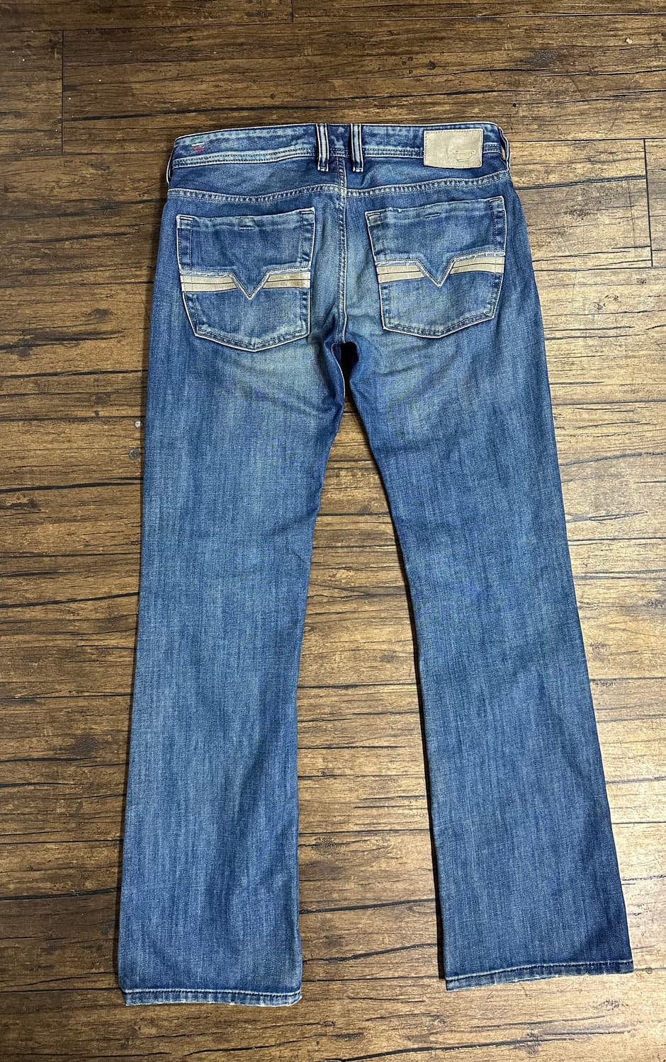 디젤(Diesel) ZATINY 008AT 워싱 부츠컷 데님 팬츠 32 상품이미지1