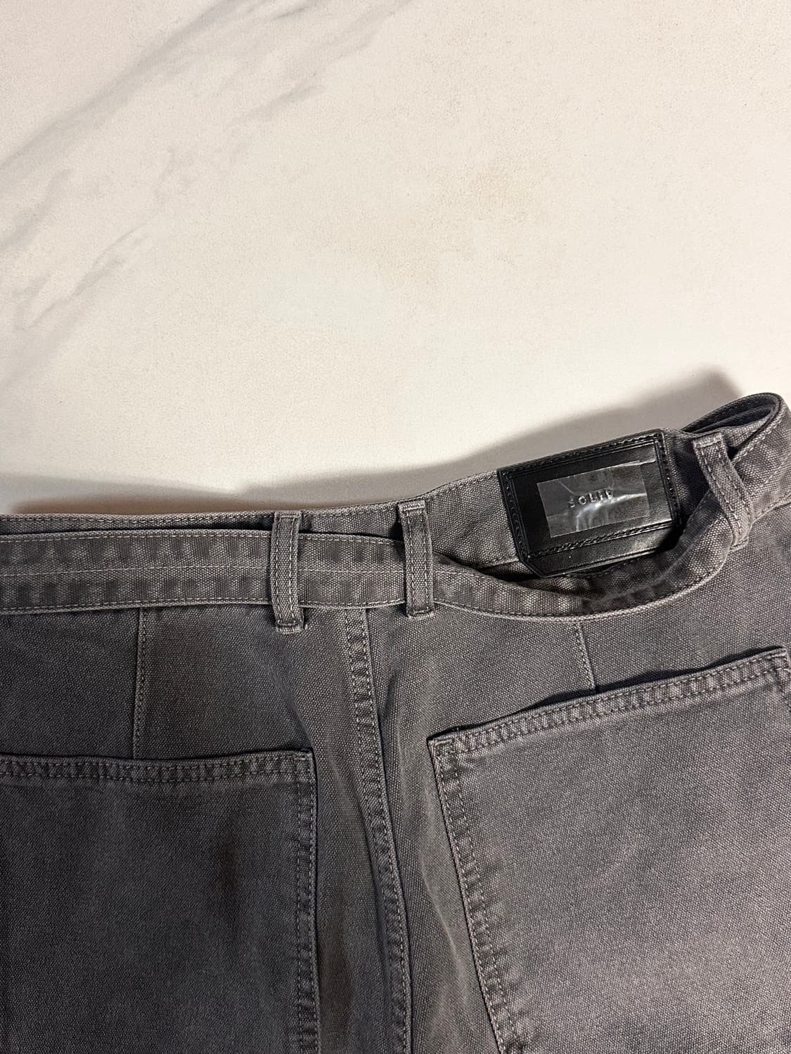 솔리드옴므 solid homme 그레이 벨티드 트라우저 상품이미지1