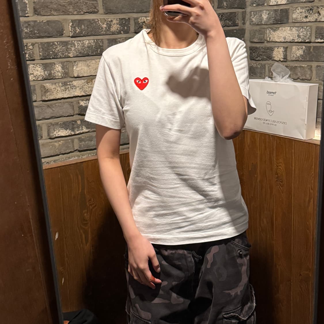 S) 꼼데가르송 플레이 흰색 하트 와펜 반팔 티셔츠 정품 상품이미지9