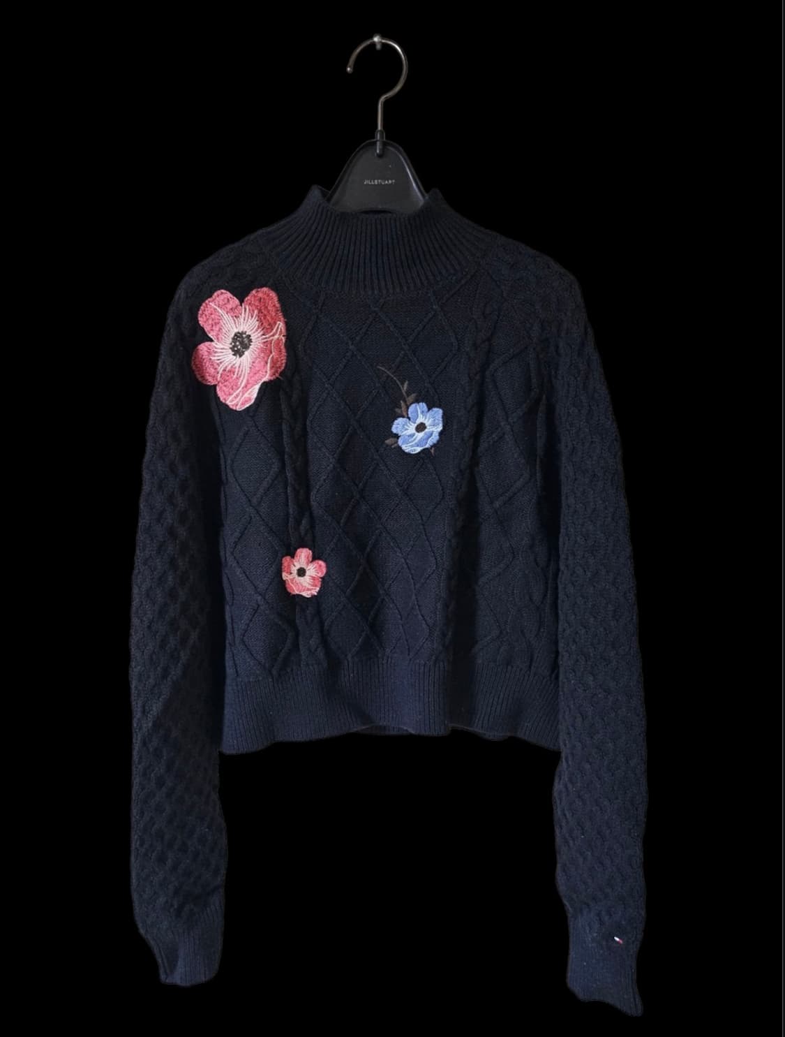 타미힐피거 네이비 플라워 자수 모크넥 크롭 여성 니트 55 상품이미지8