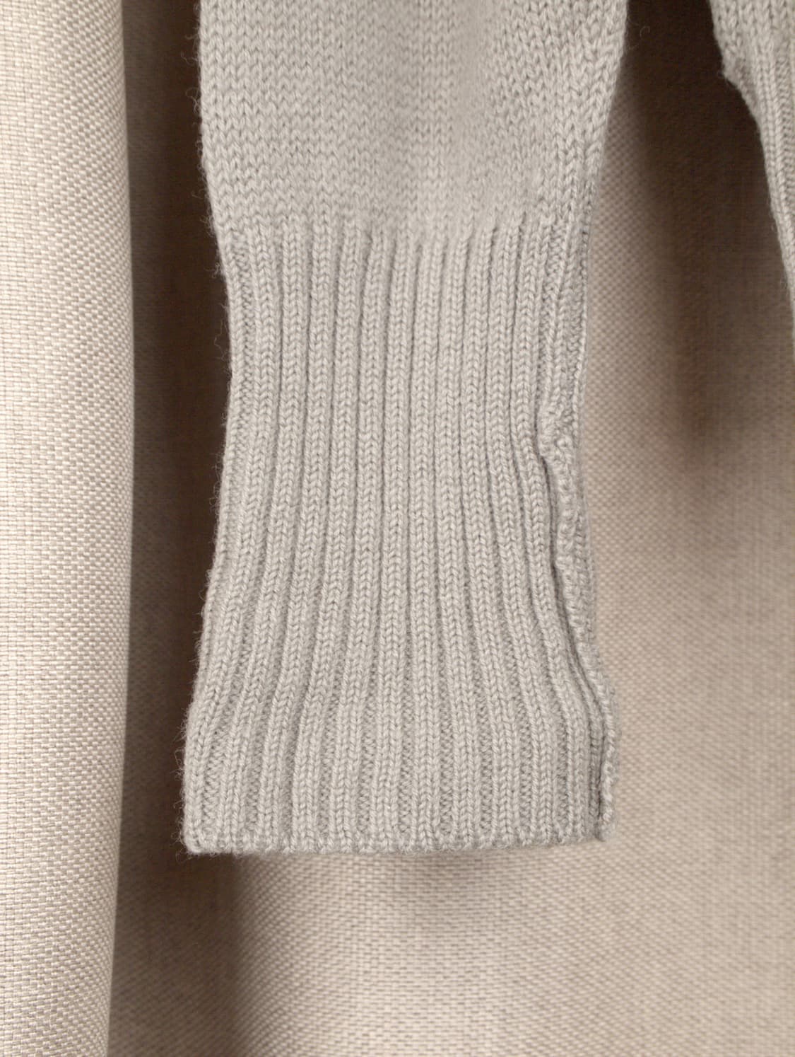 Leather Patch 2 Way Zip-up Knit 상품이미지7