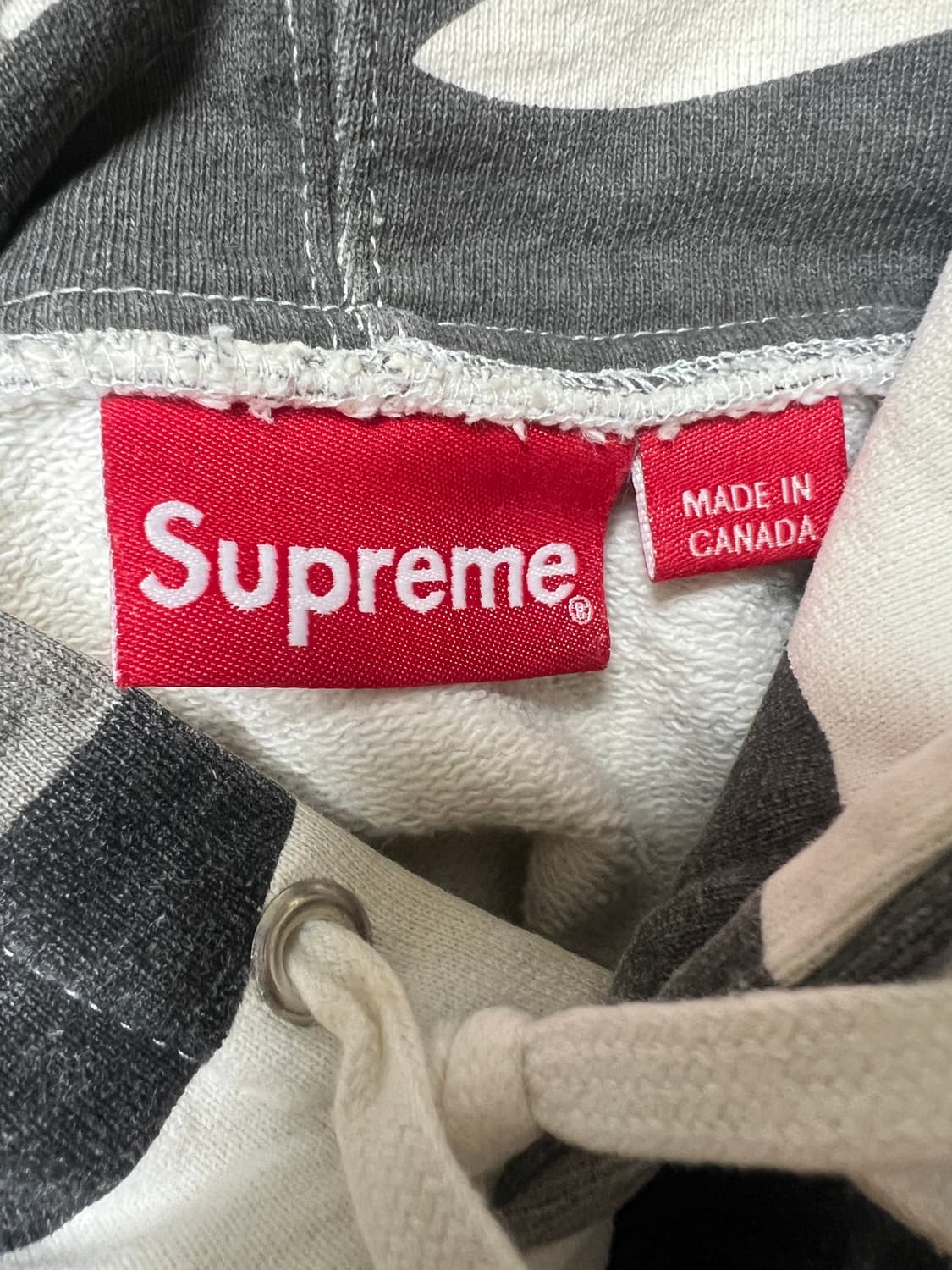 13fw 슈프림 만국기 카모 후드티 L 상품이미지3