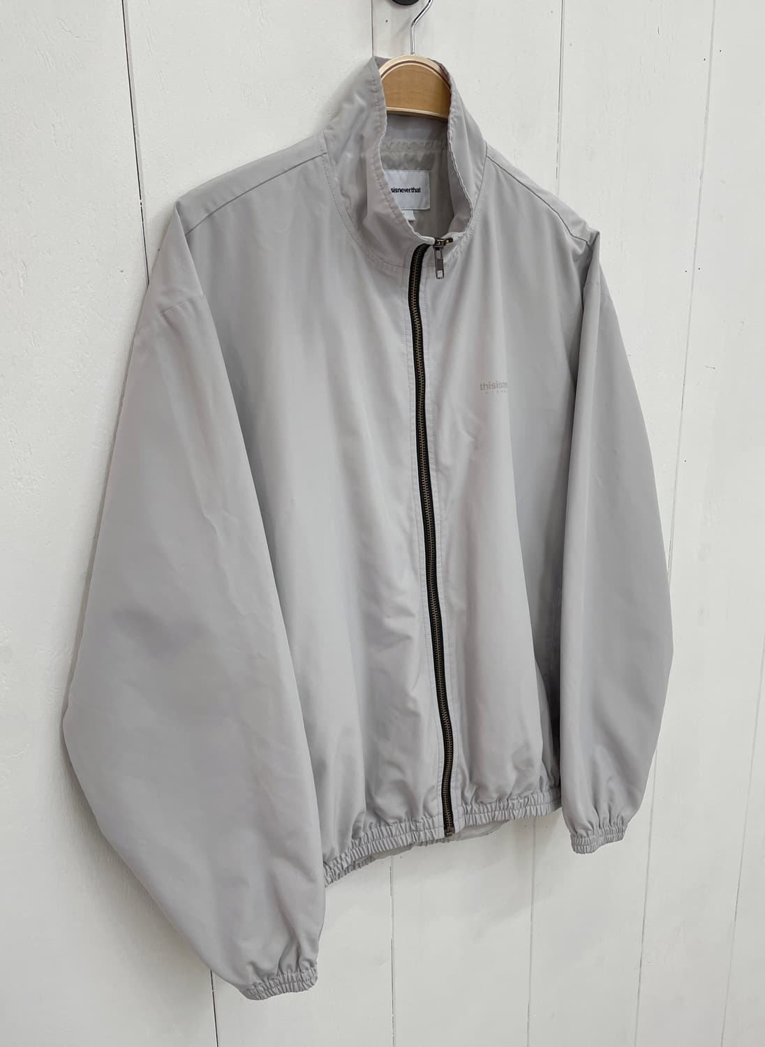 디스이즈네버댓 스탠드넥 로고 집업 바람막이 자켓 상품이미지5
