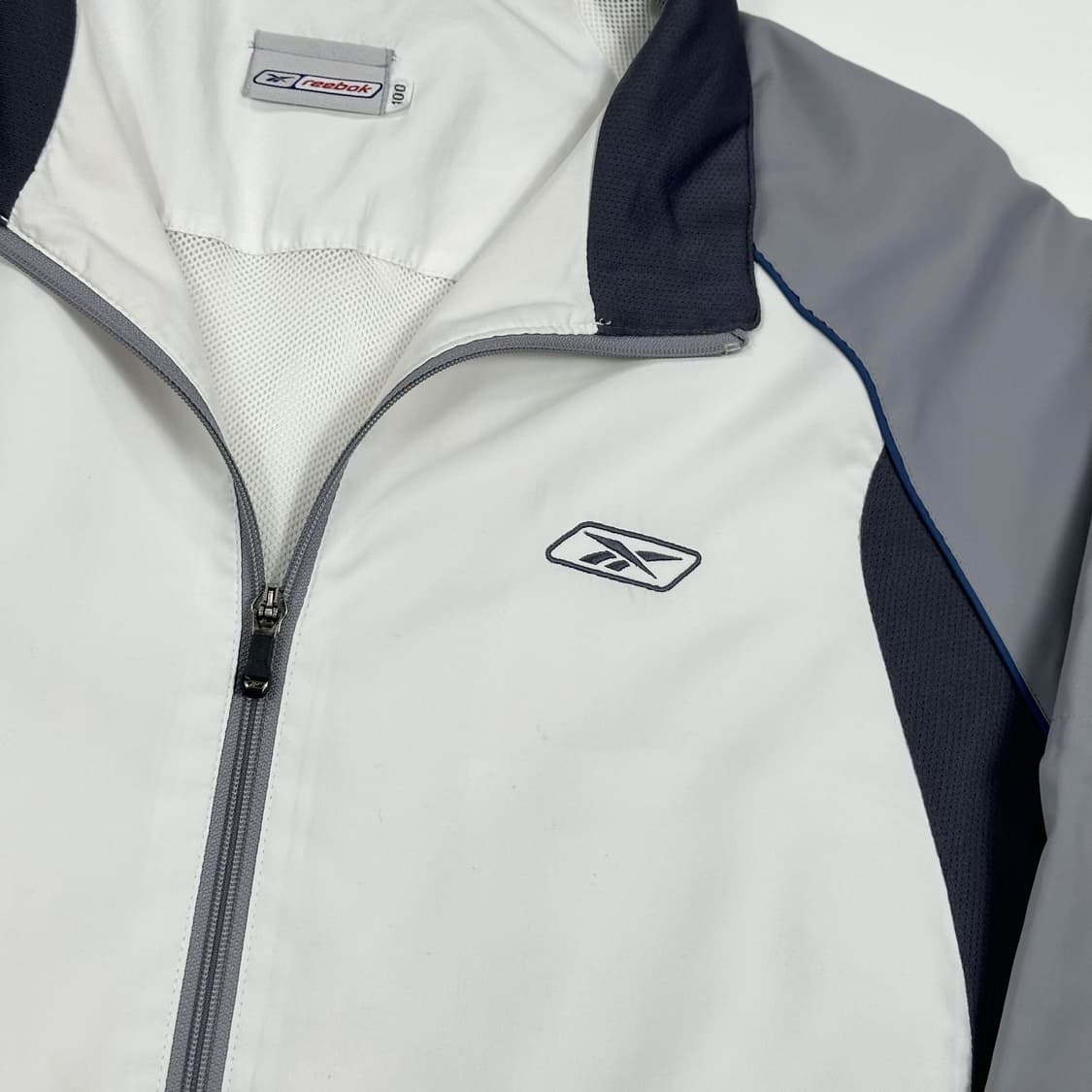 리복 클래식 올드스쿨 박시핏 바람막이 L 상품이미지3