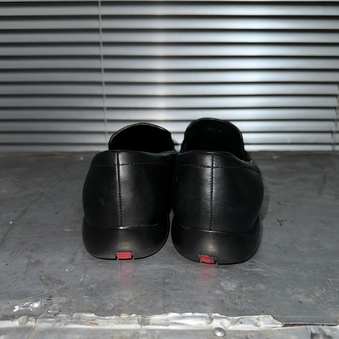 00s 프라다 스포츠 가죽 로퍼 상품이미지5